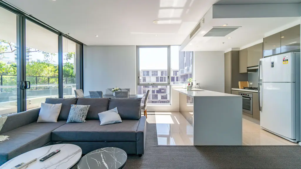 Fully Furnished Modern Apartment With Pool & Gym