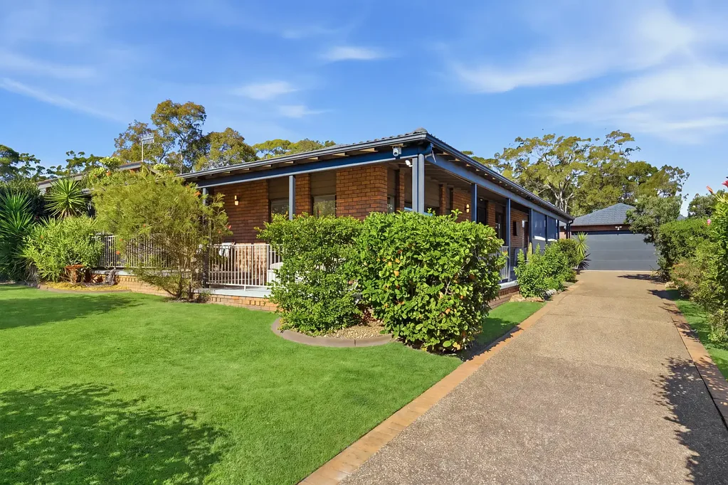 Bateau Bay 3 Bedroom Coastal Comfort, Space & Lifestyle in Sought-After Bateau Bay East