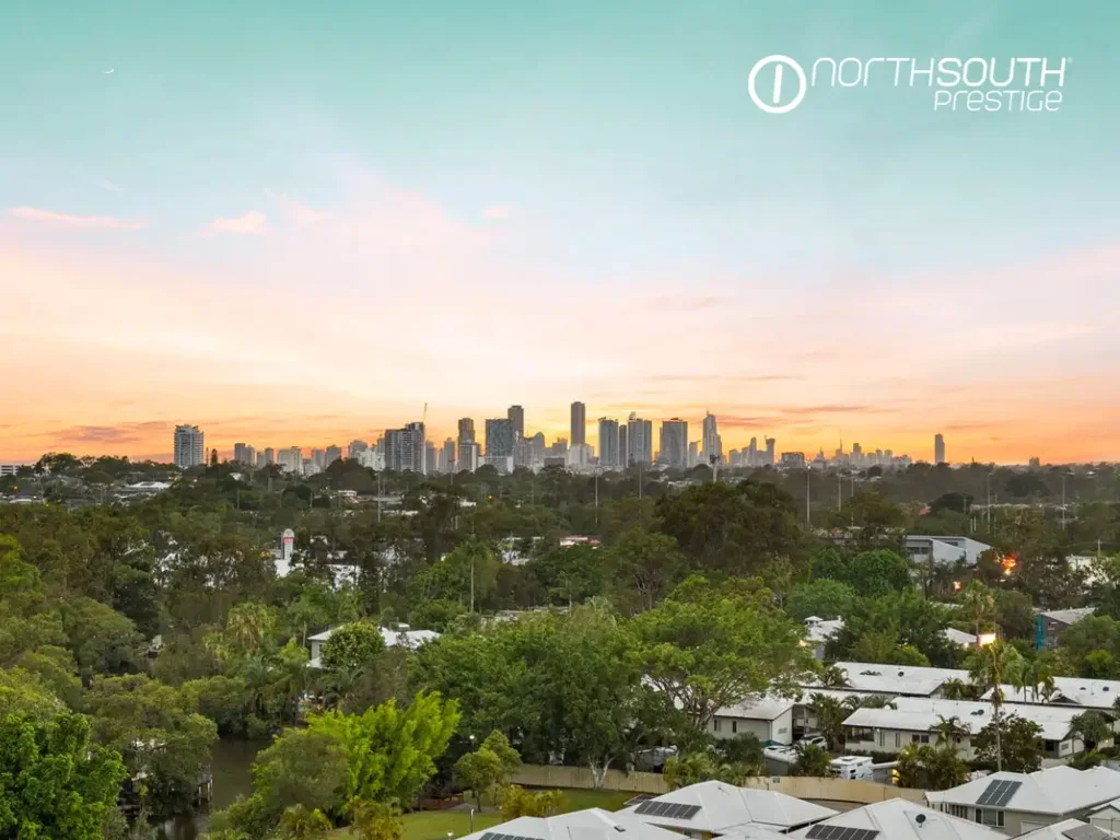 4808/5 Harbour Side Court, Biggera Waters, QLD 4216
