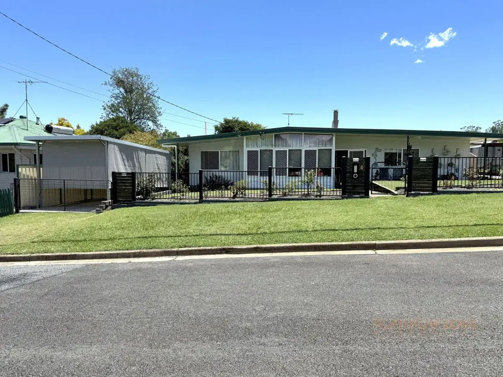 4 Hart Street, Beaudesert, QLD 4285