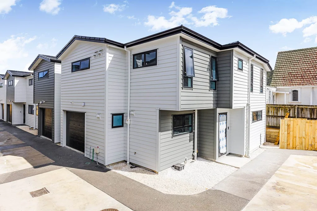 Lot 1 & 4/7 Landscape Road, Papatoetoe, Manukau City, Auckland