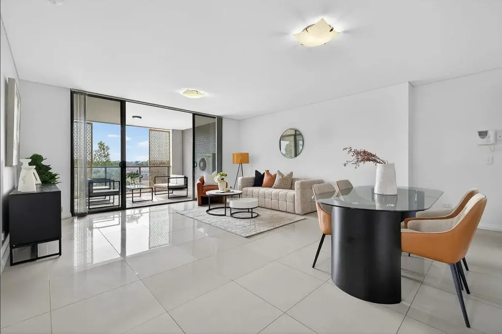 North-Facing Apartment with Parkland Views