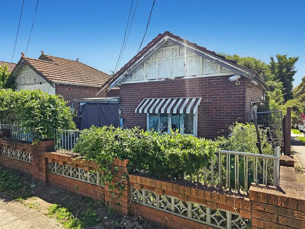 South Hurstville 3部屋 Exceptional R4 Corner Site with Boarding House / Co-Living/ NDIS Potential (STCA)