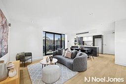7/216 Belmore Road, Balwyn