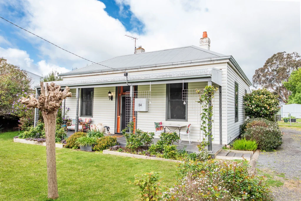 14 Eversley Street, Macarthur, VIC 3286