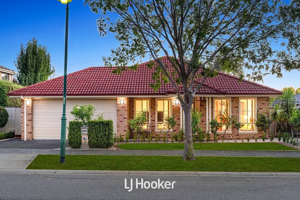 3 Montmorency Avenue, Berwick, VIC 3806