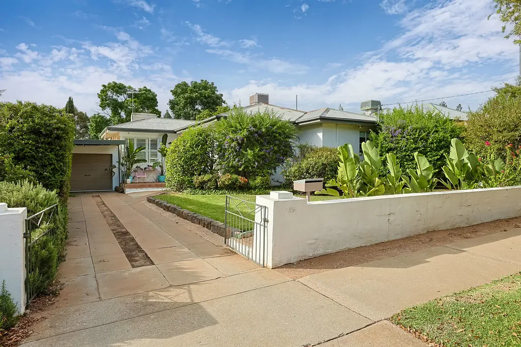 Mildura 3房  A Walnut Avenue Winner