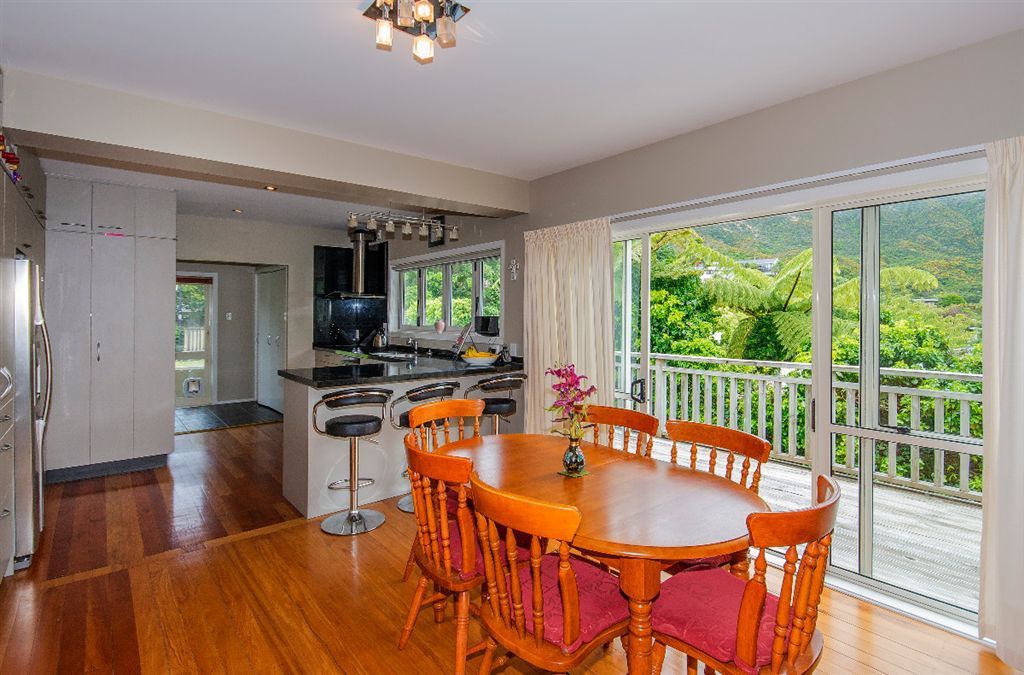 43 Silverstream Road, Crofton Downs, Wellington, 5房, 2浴