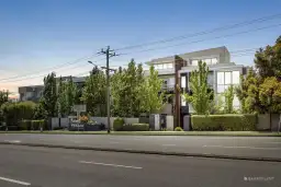 18/885-887 Doncaster Road, Doncaster East