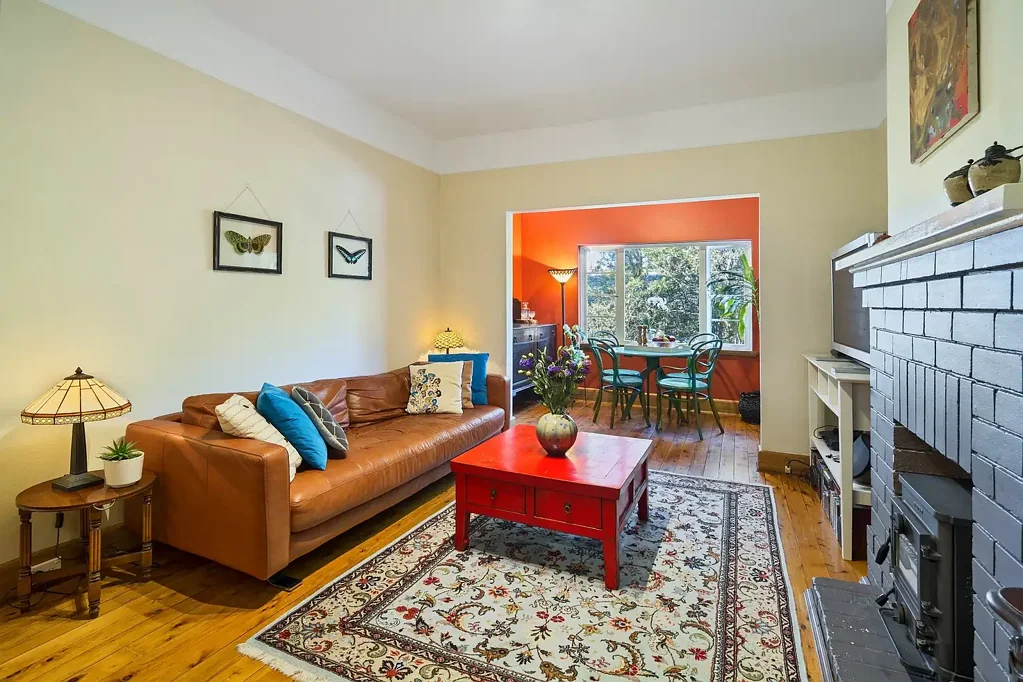 Art Deco two bedroom apartment
