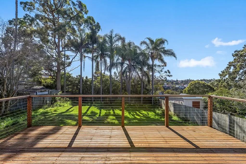 Naremburn 5Kwarto Rare oversized Californian bungalow with vast potential