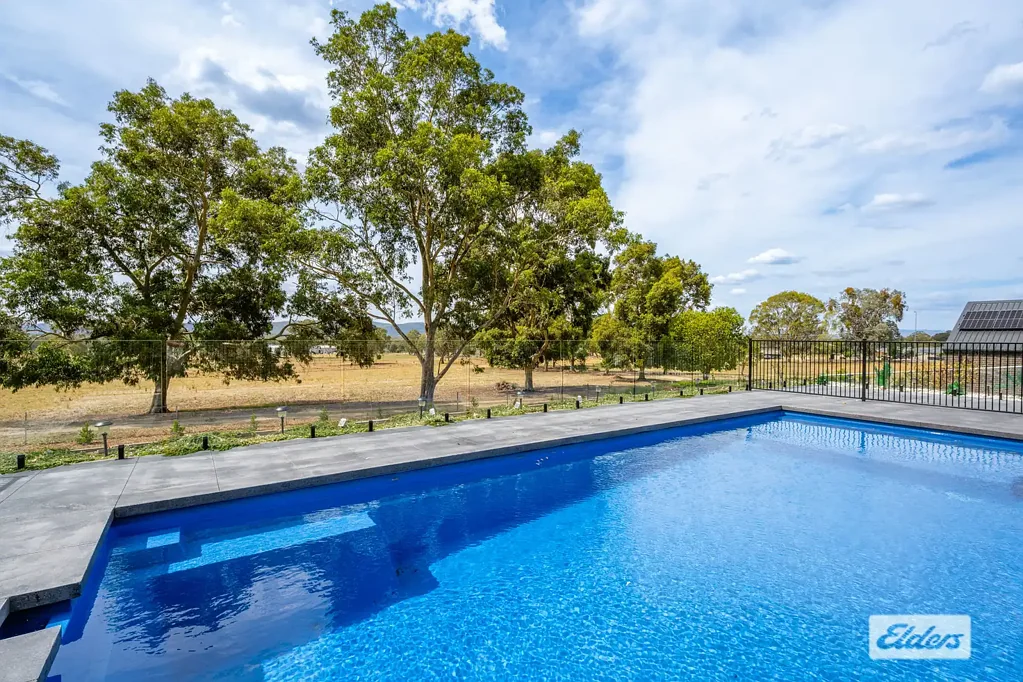 West Wodonga 4Zimmer Executive Family Living!