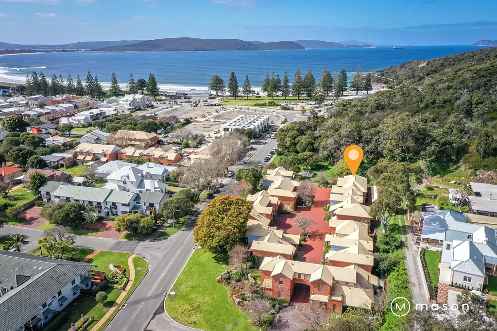 18/21 Adelaide Crescent, Middleton Beach, WA 6330