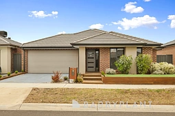 16 Colonial Way, Harkness