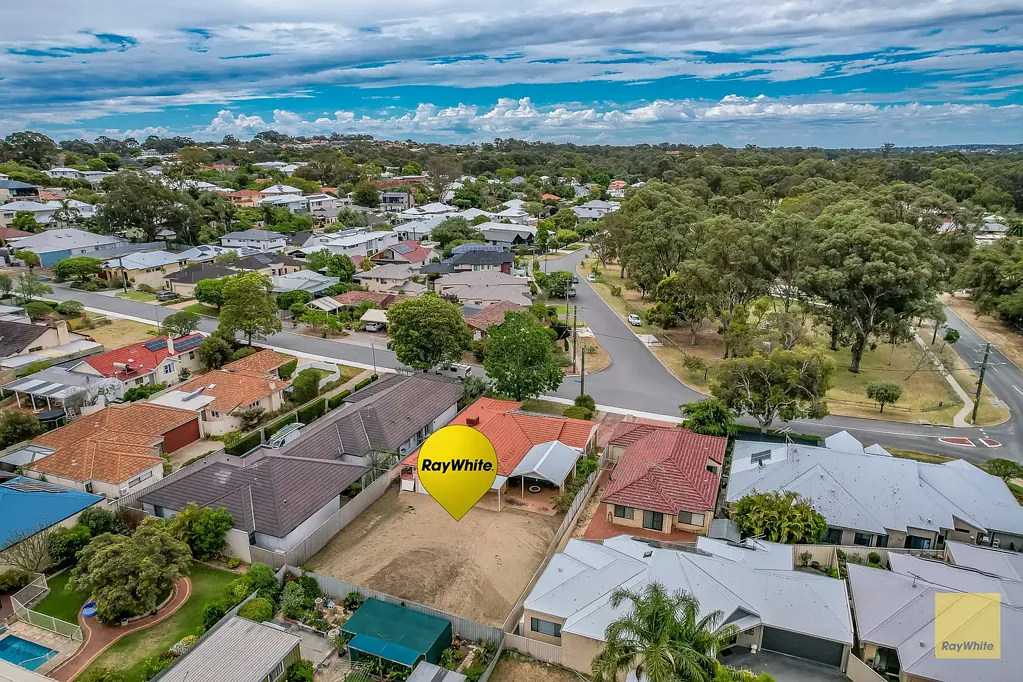 Karrinyup UNDER OFFER by Rebecca Ockerby