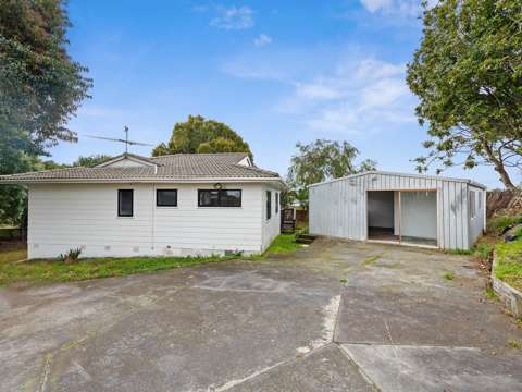 Clendon Park 3Moenga Private Oasis on 700m² - Ready to Move In!