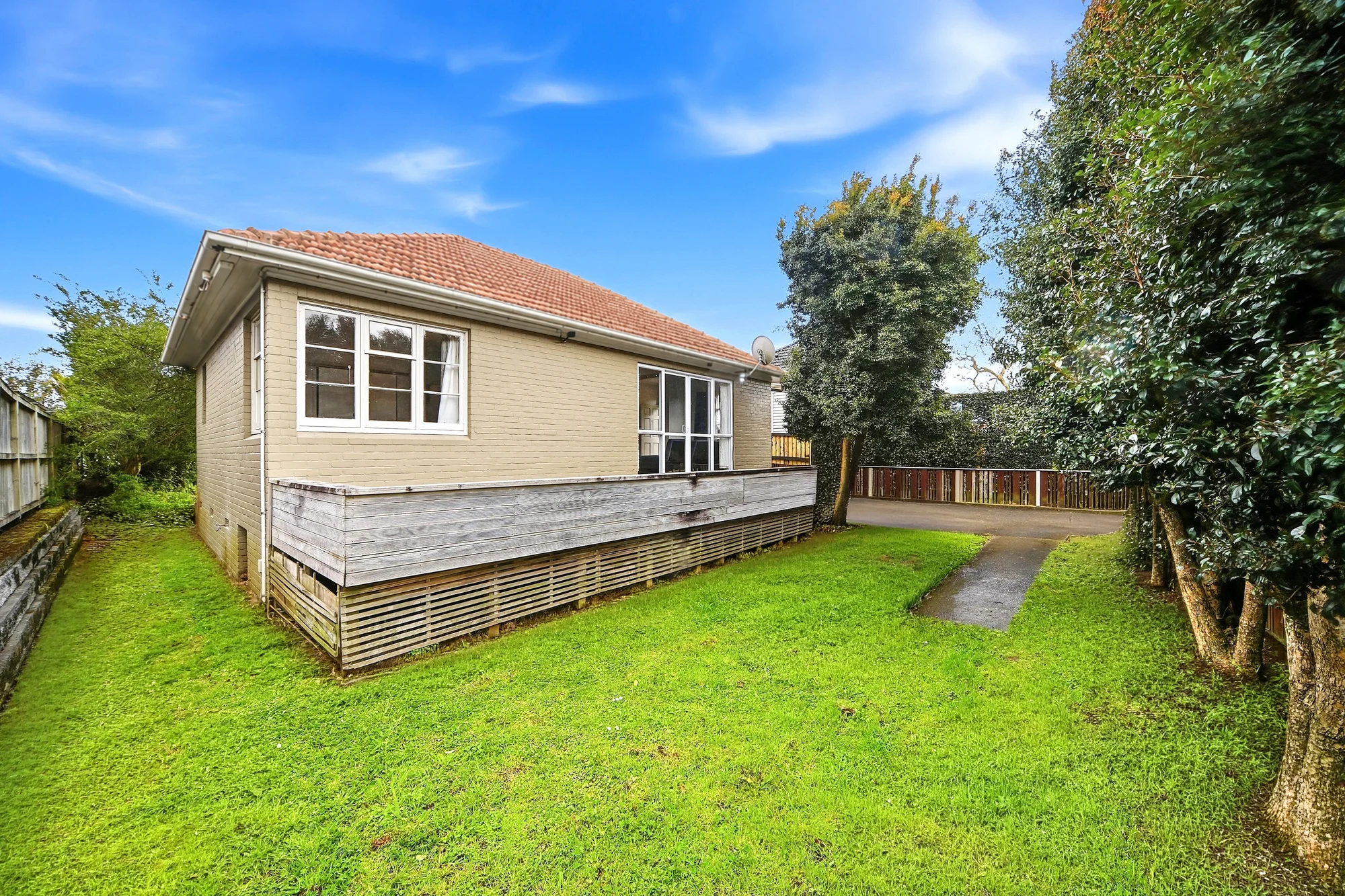 8 Renton Road, Mount Albert, photo 11