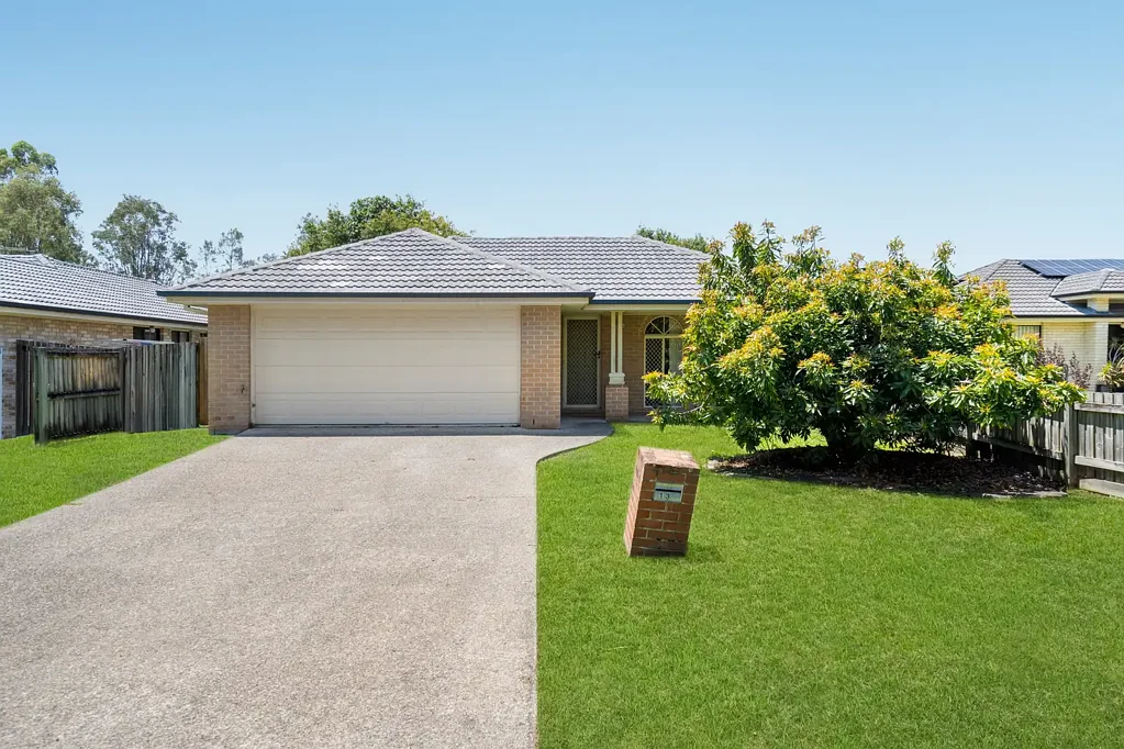 13 Golfgreen Terrace, Meadowbrook, QLD 4131