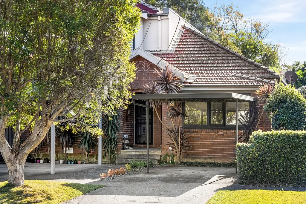 Willoughby 2Habitaciones Charming full brick semi close to shops and Willoughby Park