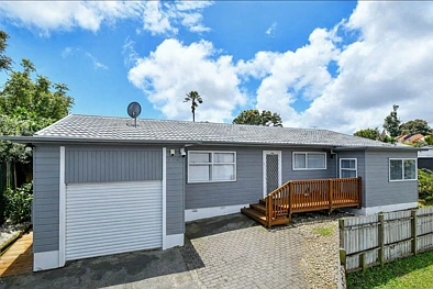 Papatoetoe 3 Slaapkamer Packed with Potential in Papatoetoe