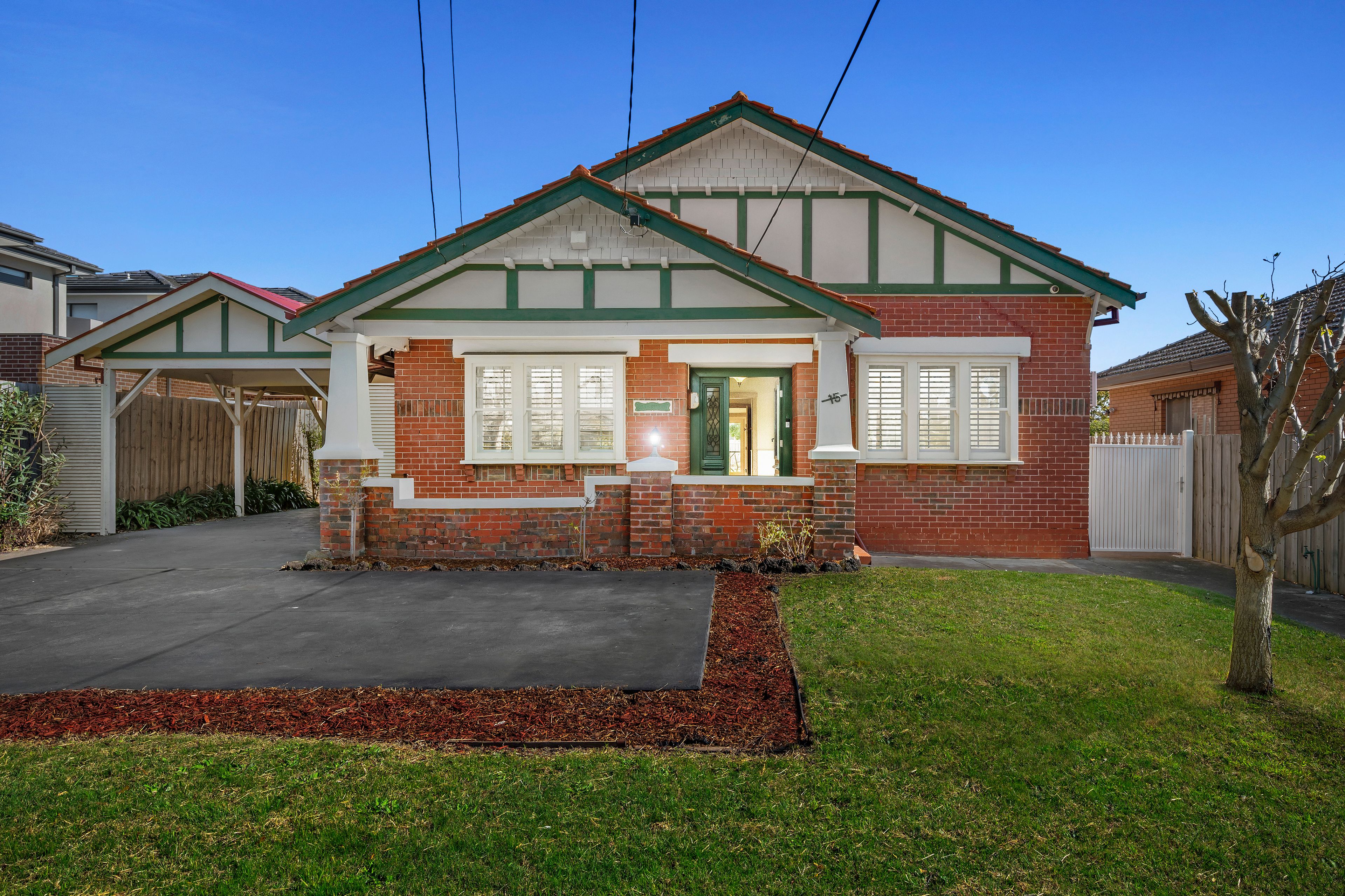 15 GOLF LINKS AV, OAKLEIGH VIC 3166, 0 Bedrooms, 0 Bathrooms, House