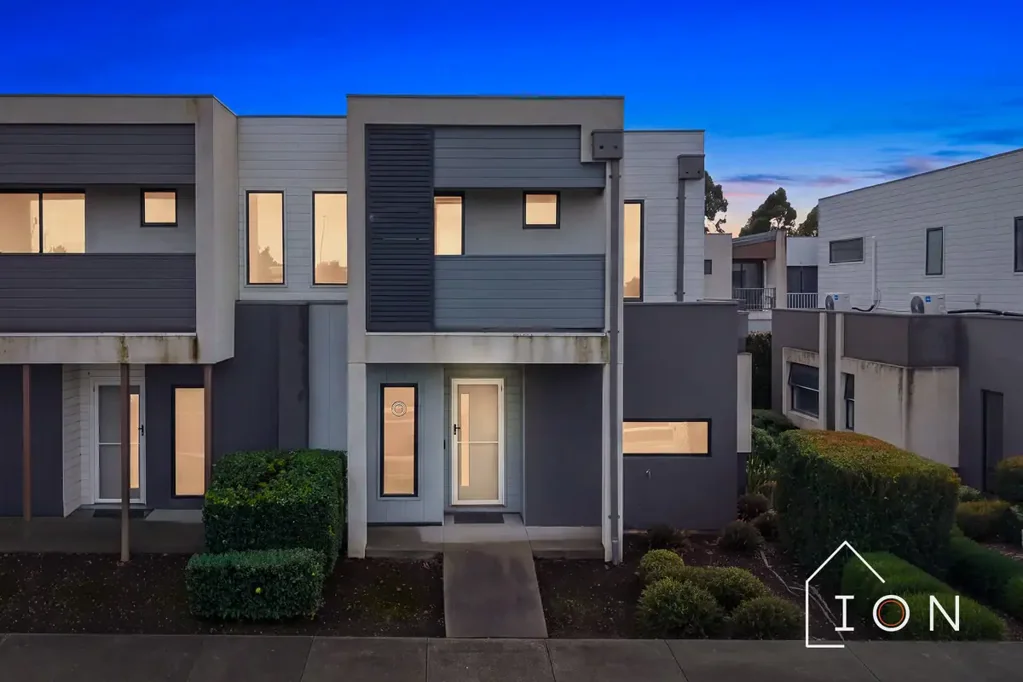 Cranbourne East 3कमरा Easy, Low-Maintenance Living in a Convenient Location