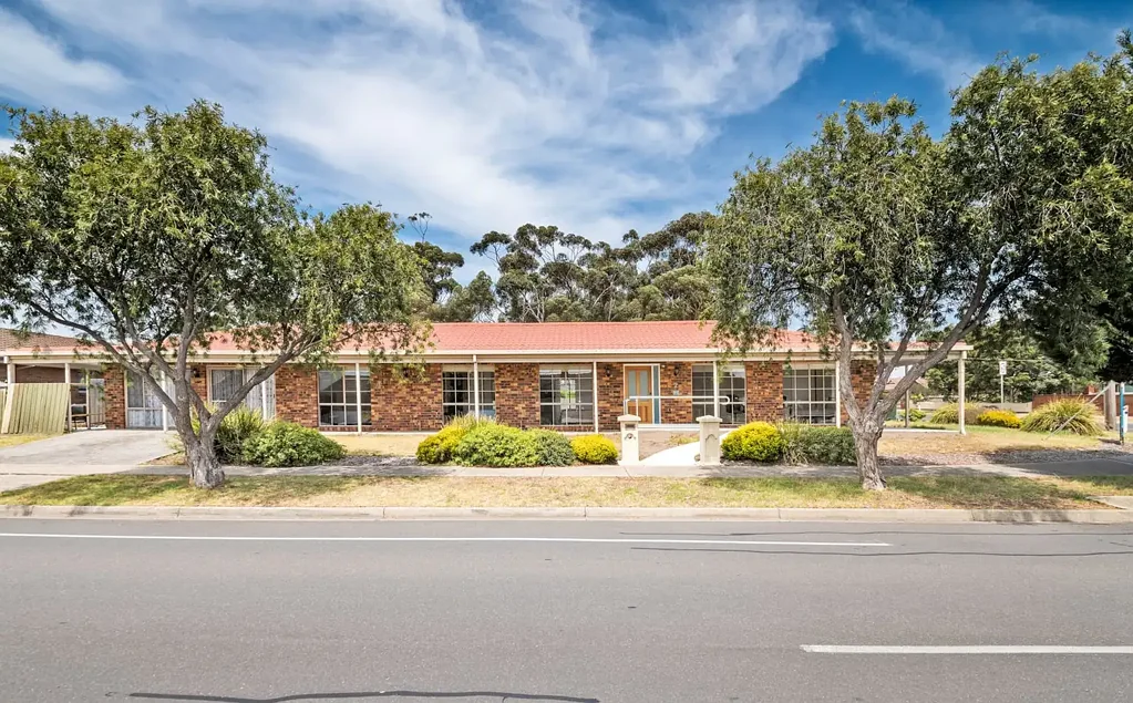 ROOM FOR RENT – 8 Bedroom Sharehouse in Highton, enjoy your own aircon!