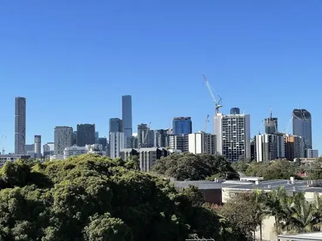 For Rent - Modern 2 Bedroom Apartment in West End