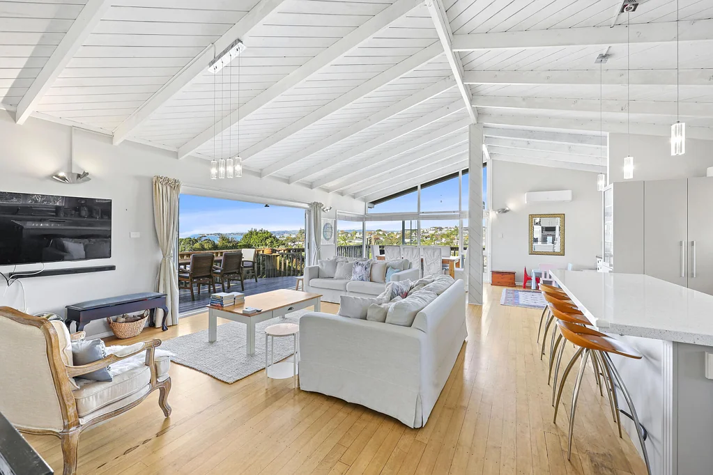 Mellons Bay 3 Slaapkamer Freehold! A Rare Coastal Home In Macleans!
