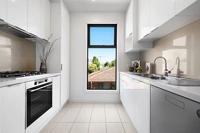 4/71 Thames Street, Box Hill, VIC 3128, 2房, 2浴, Unit