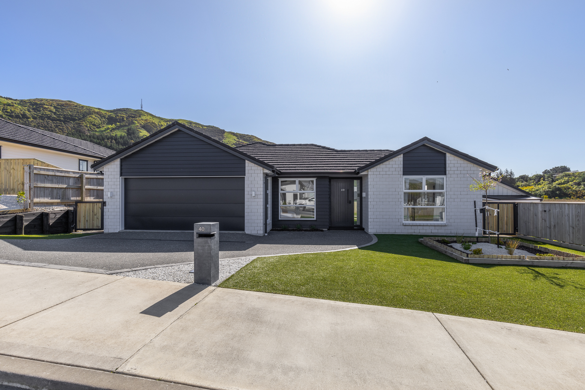 40 Hokioi Drive, Porirua