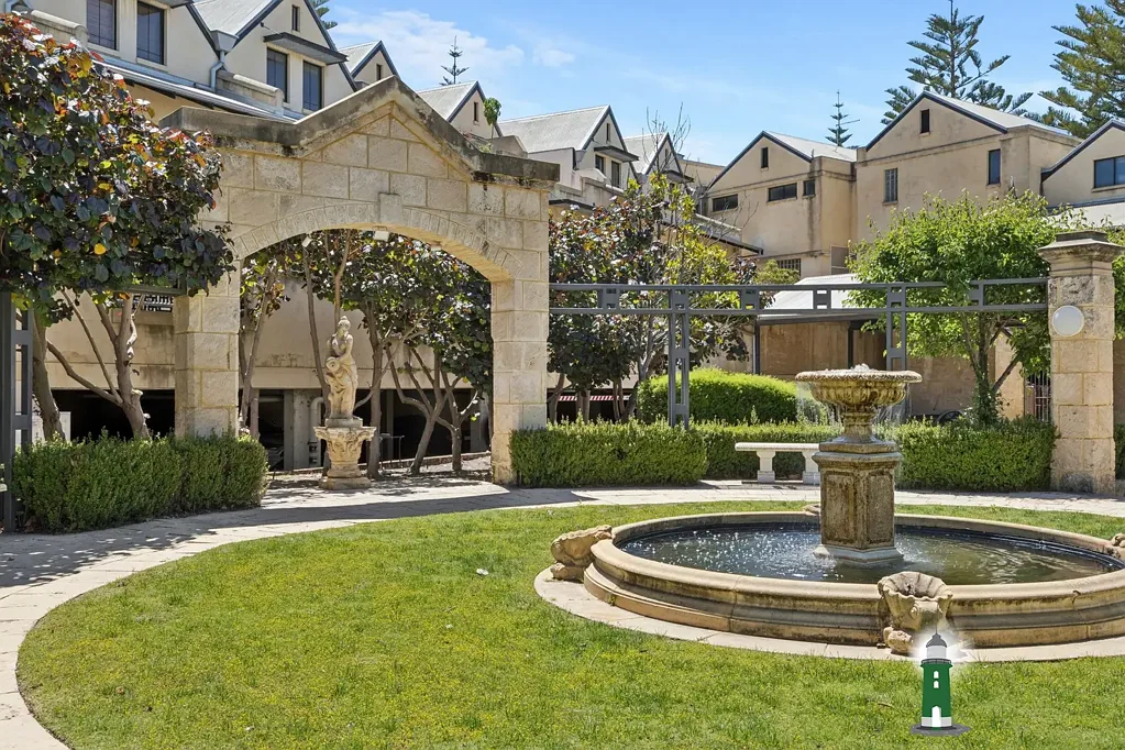Light-Filled Loft Living in the Heart of Fremantle