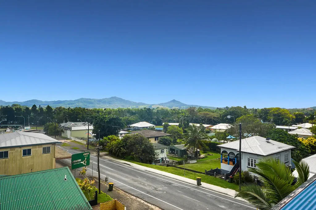 16 Mourilyan Road, East Innisfail, QLD 4860