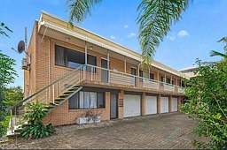8/15 Waverley Street, Annerley