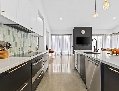 17 Gordon Street, Traralgon, VIC 3844, 4部屋, 2バスルーム, House