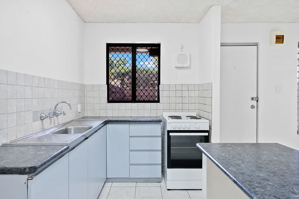 1/246 Flinders Street, Yokine, WA 6060