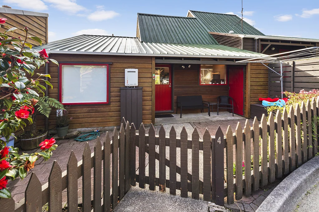 4/33 Halswater Drive, Churton Park, Wellington