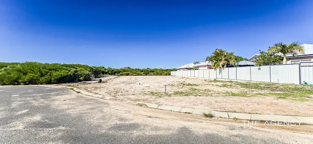 8 Seakist Retreat, Kalbarri, WA 6536