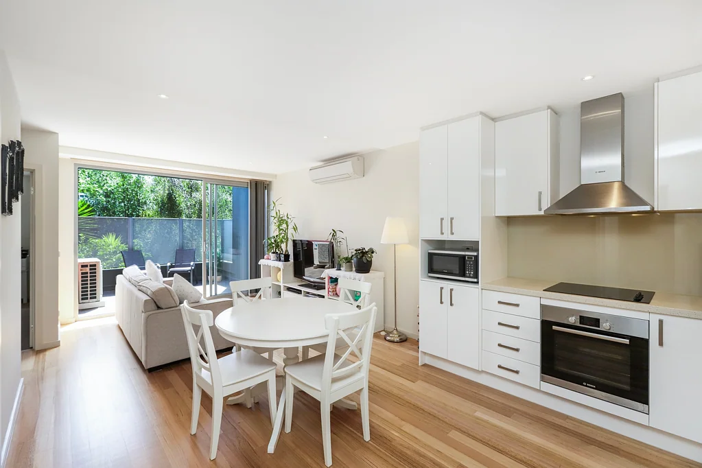 10/13 Winifred Street, Essendon, VIC 3040
