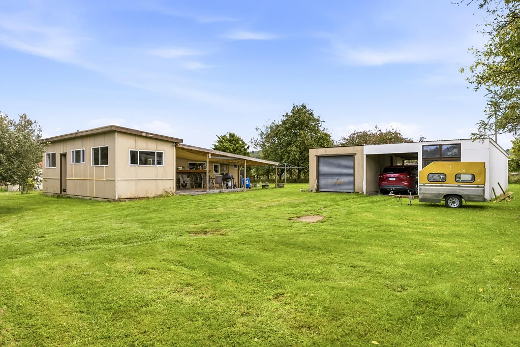 Manunui 3 Slaapkamer Secure a slice of country living