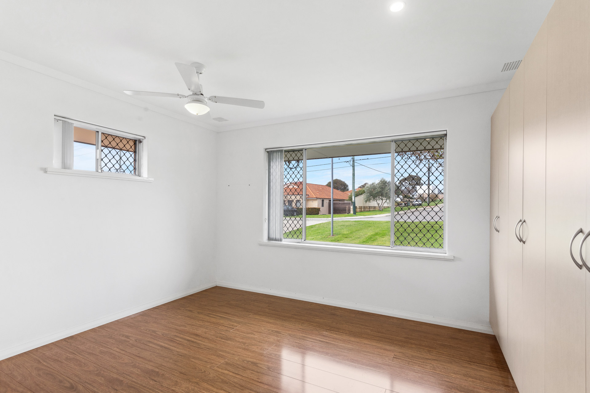 77A DAVILAK AV, HAMILTON HILL WA 6163, 0部屋, 0バスルーム, House