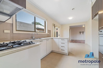 2/25 Stanlake Street, Footscray, VIC 3011, 3 Bedrooms, 1 Bathrooms, Townhouse