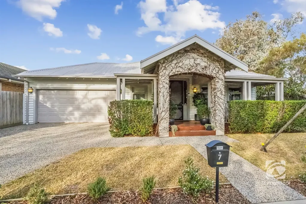 7 CLUNES WAY, Eynesbury, VIC 3338