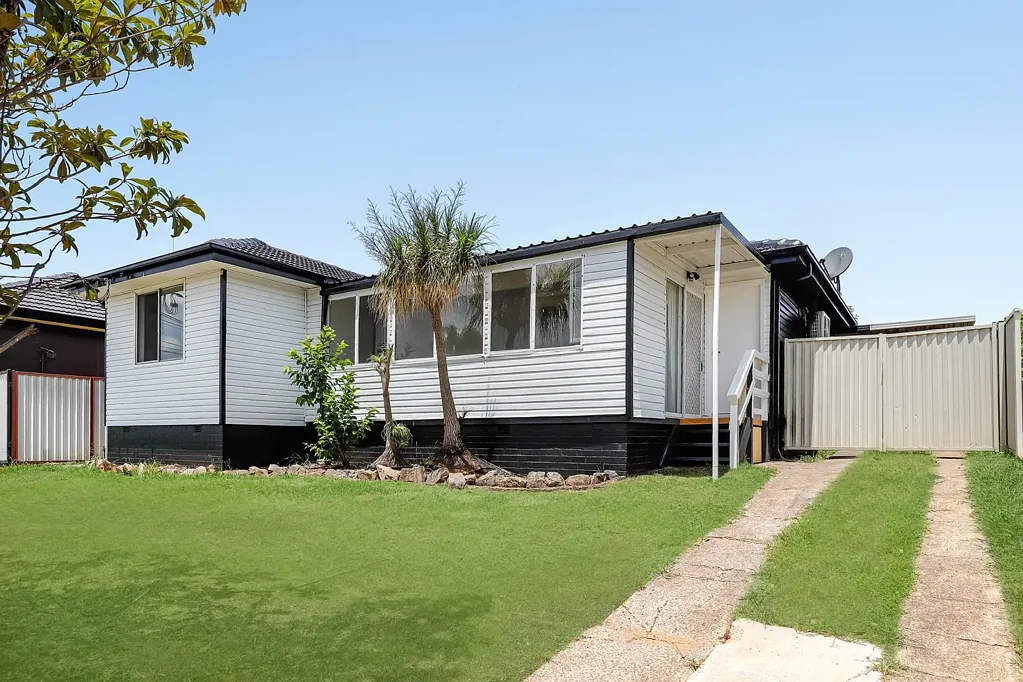 Fairfield West 6ਬੈੱਡਰੂਮ Location, Convenience & Dual Rental Return