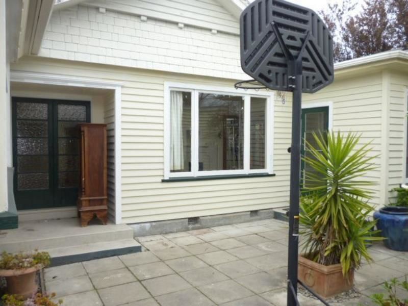 81 Kahu Road, Fendalton, Christchurch, 3 ห้องนอน, 0 ห้องน้ำ