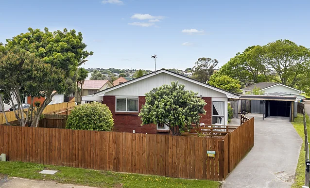 1/14 Chesley Place, Half Moon Bay, Manukau City