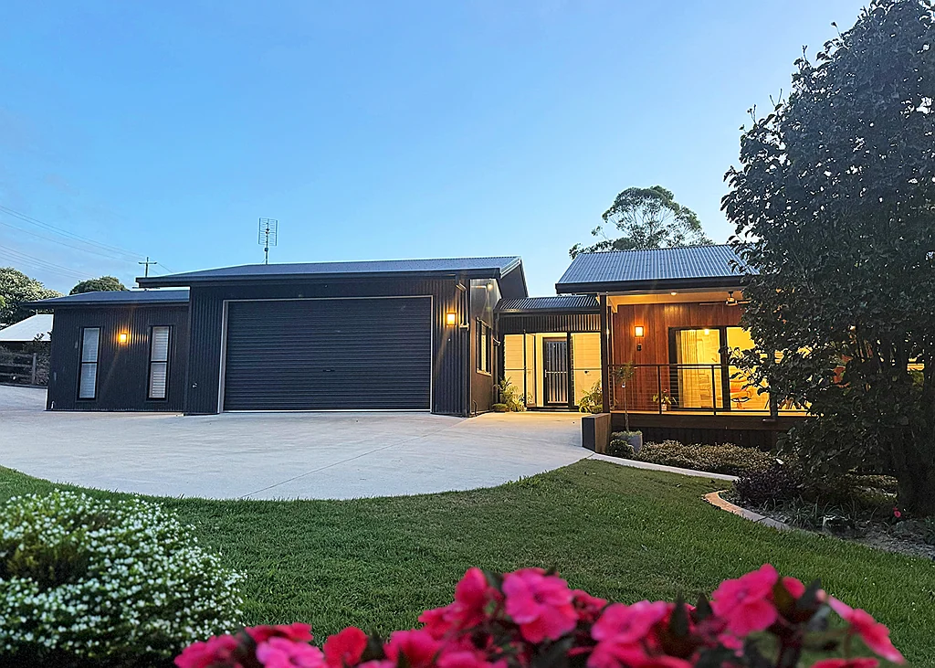 Enchanting Hinterland Haven in Mapleton | Holiday Accommodation & Longer Stays