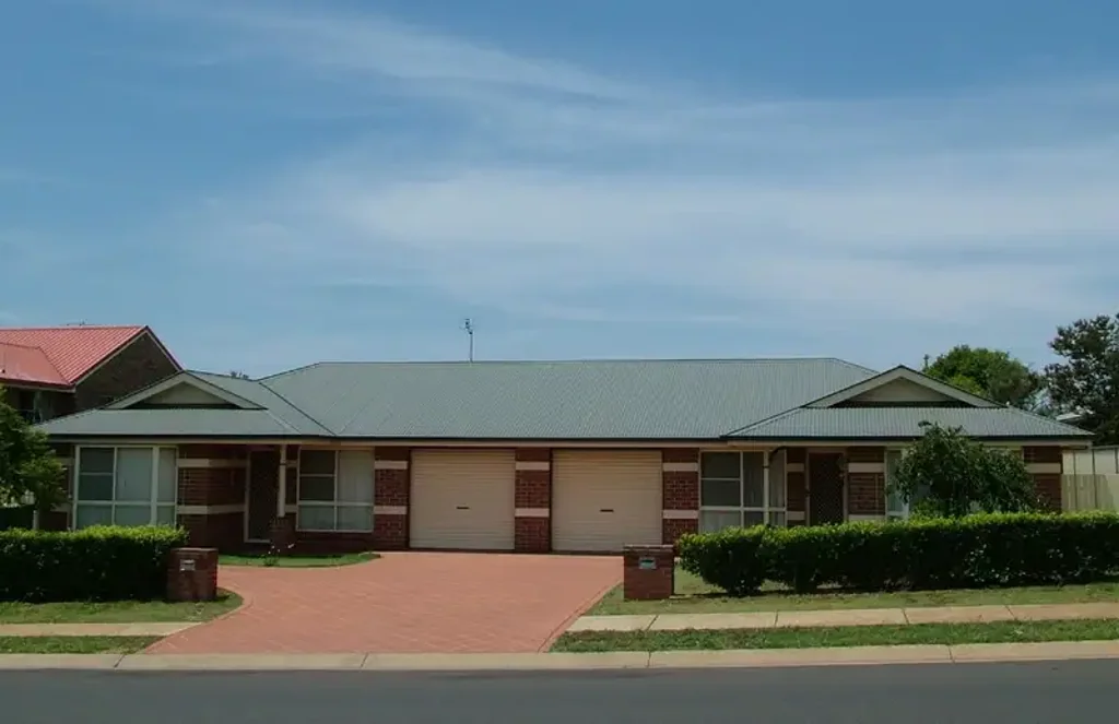 Spacious 3 bedroom unit in popular Kearneys Spring