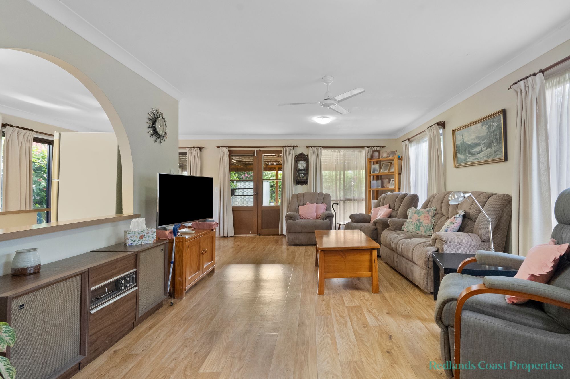 215 CANE ST, REDLAND BAY QLD 4165, 0 Bedrooms, 0 Bathrooms, House