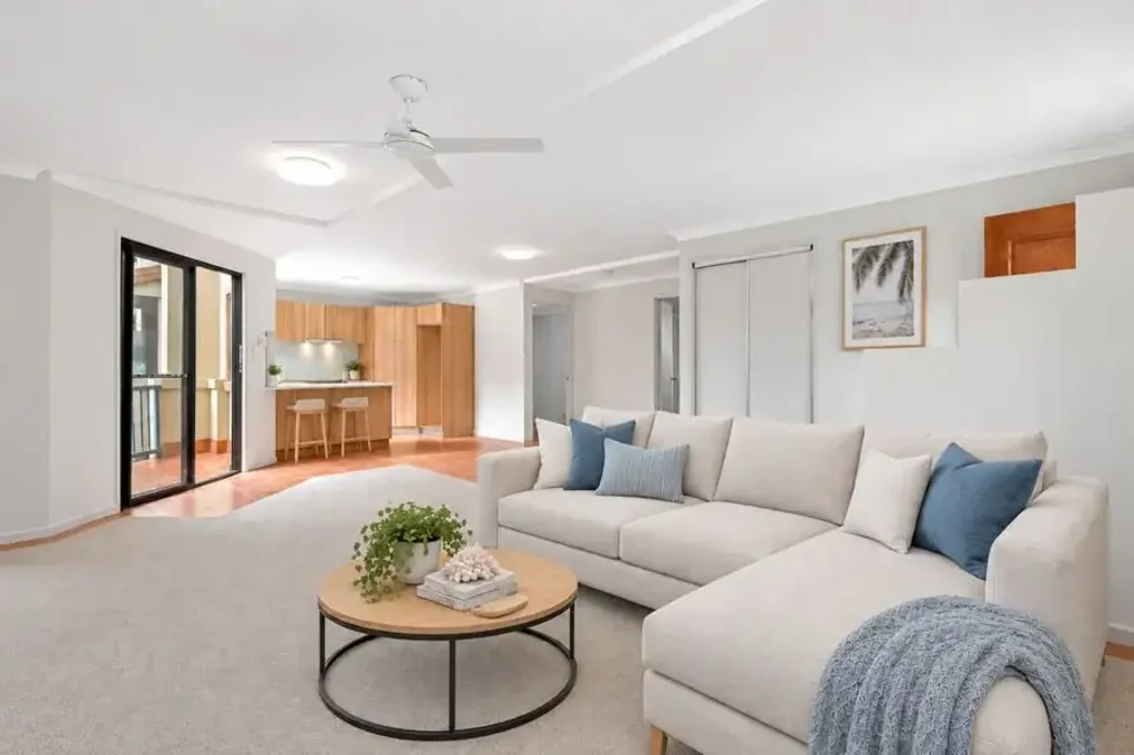 Surfers Paradise 3Kwarto RARELY AVAILABLE - 3 BEDROOM APARTMENT IN A BOUTIQUE COMPLEX OF JUST 5 RESIDENCES